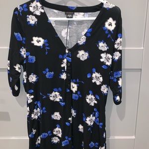 TORRID Top in women’s size 00. NEW WITHOUT TAGS.